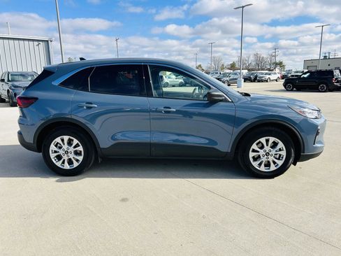 Used 2024 Ford Escape Active w/ Cold Weather Package image 38