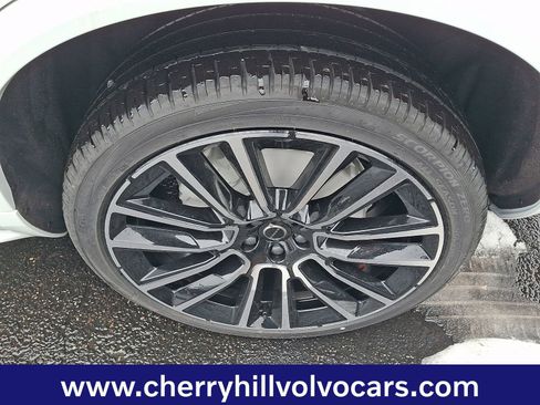New 2026 Volvo XC90 B6 Plus w/ Protection Package Premier image 6