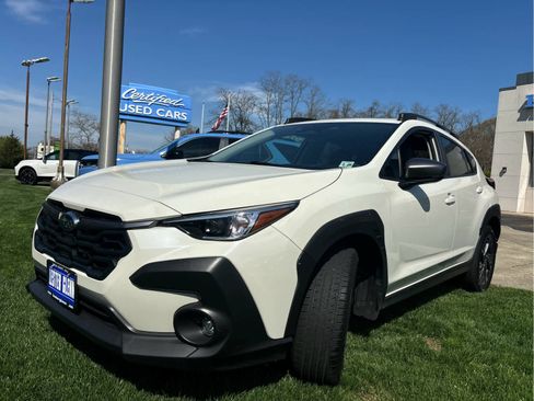 Used 2024 Subaru Crosstrek 2.0i Premium image 5