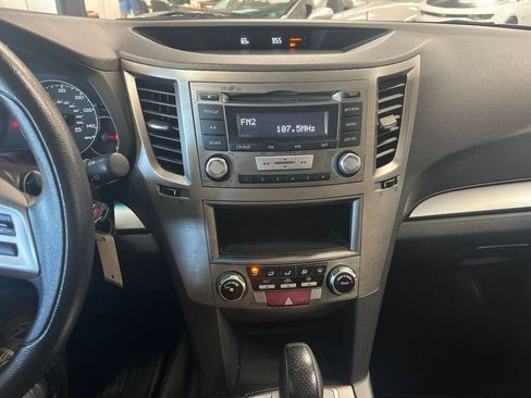 Used 2014 Subaru Outback 2.5i AWD/4WD image 35