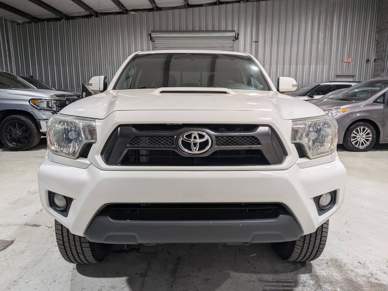 Used 2015 Toyota Tacoma PreRunner w/ TRD Sport Package RWD image 6