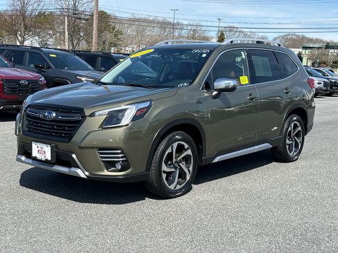 Certified 2023 Subaru Forester Touring AWD/4WD image 3