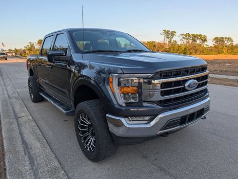 Used 2022 Ford F150 Lariat w/ Bed Utility Package image 4