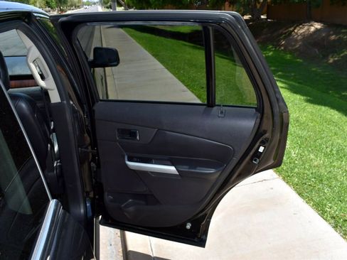 Used 2011 Ford Edge Limited w/ 302A Rapid Spec Order Code image 26