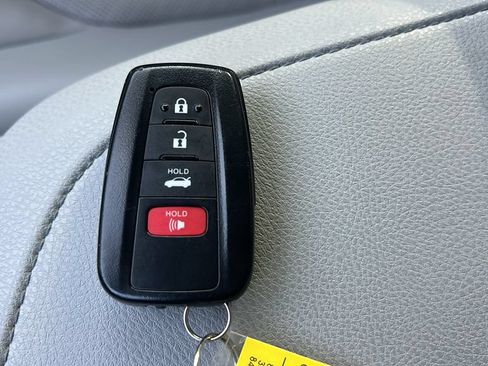 Certified 2021 Toyota Camry XLE w/ Navigation Package FWD image 23