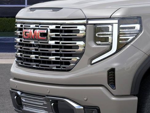 New 2026 GMC Sierra 1500 Denali w/ Technology Package AWD/4WD image 13