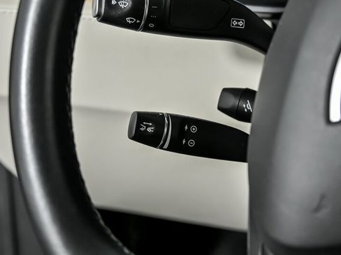 Used 2018 Tesla Model X 75D image 26