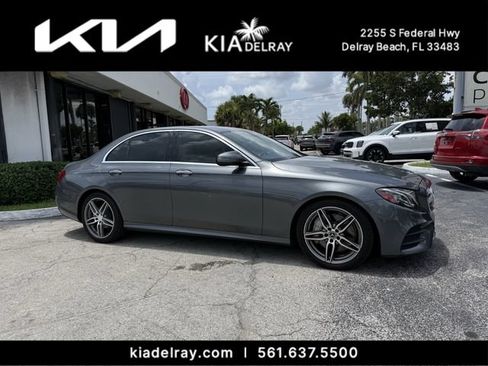Used 2018 Mercedes-Benz E 300 image 1