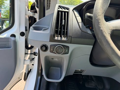 Used 2017 Ford Transit 150 130 Low Roof RWD image 16