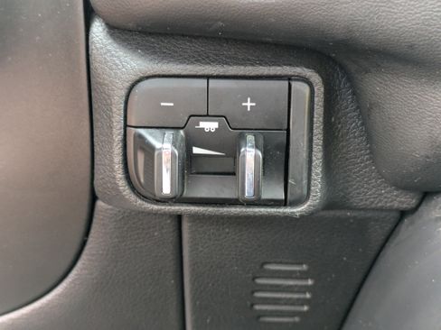 Used 2023 Dodge Durango GT image 31