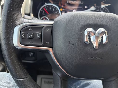 New 2026 RAM 1500 Express AWD/4WD image 16