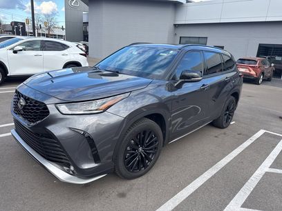 Used 2021 Toyota Highlander XSE