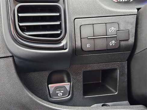 New 2026 RAM ProMaster 2500 w/ Convenience Group image 21