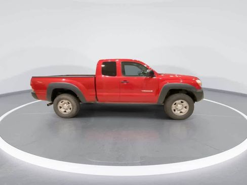 Used 2014 Toyota Tacoma 4x4 w/ Convenience Package image 9