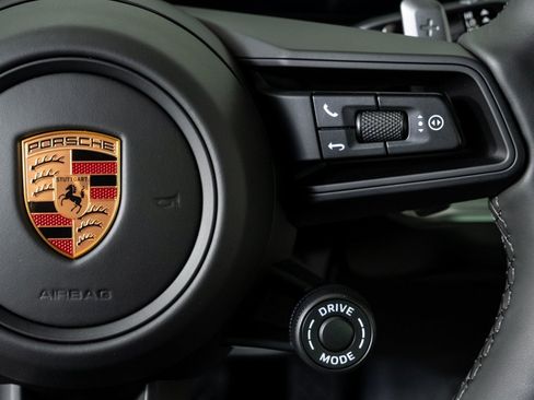 New 2026 Porsche Cayenne Coupe image 11