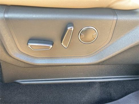 Certified 2024 Ford Expedition Limited image 23