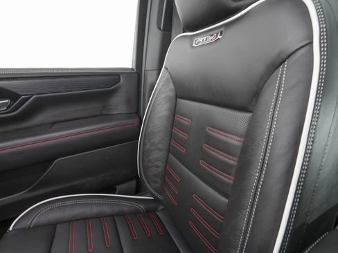 Used 2026 GMC Yukon AT4 Ultimate image 30