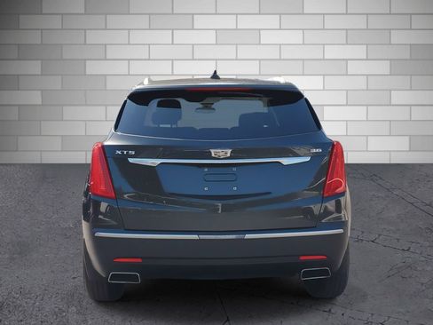 Used 2018 Cadillac XT5 Luxury w/ Driver Awareness Package image 4