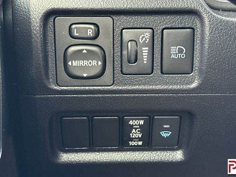 Used 2022 Toyota 4Runner SR5 Premium image 32