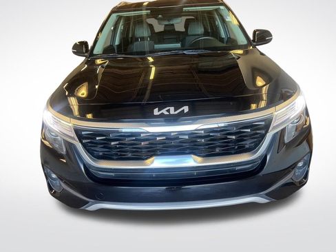 Used 2023 Kia Seltos S w/ Navigation Package FWD image 7