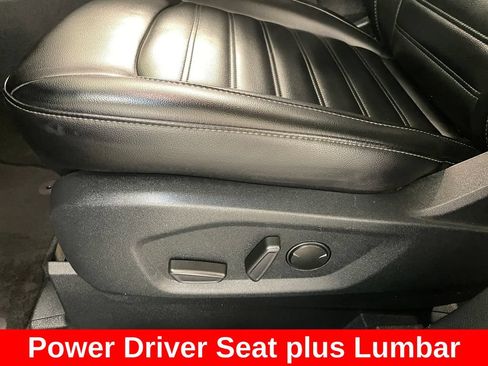 Used 2020 Ford Edge SEL w/ Cold Weather Package AWD/4WD image 9