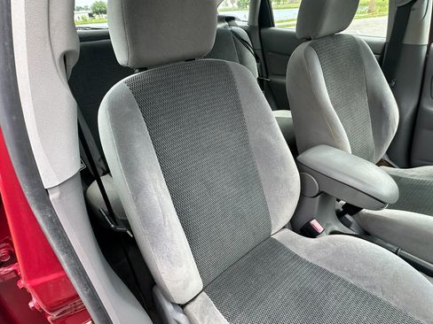 Used 2002 Ford Focus ZX5 Hatchback FWD image 13