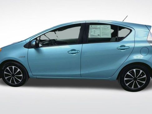 Used 2013 Toyota Prius C One image 6