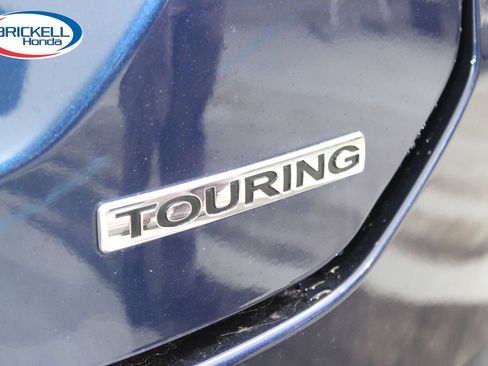 Used 2023 Honda Pilot Touring image 11