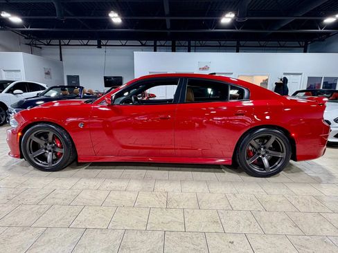 Used 2016 Dodge Charger SRT Hellcat w/ Harman/Kardon Audio Group image 33