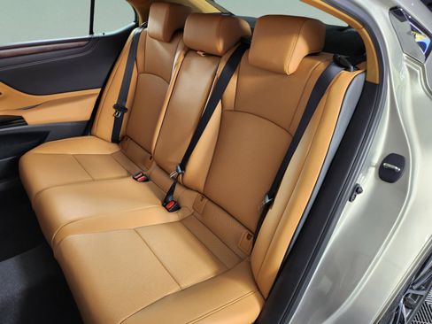 New 2025 Lexus ES 350 w/ Premium Package image 22