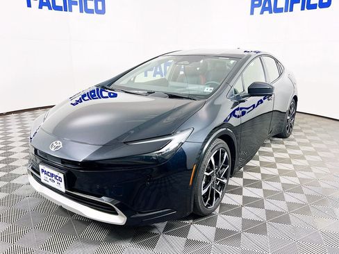 Used 2024 Toyota Prius Prime Premium image 4