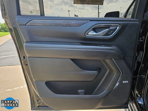 Used 2024 Chevrolet Suburban LT AWD/4WD image 30