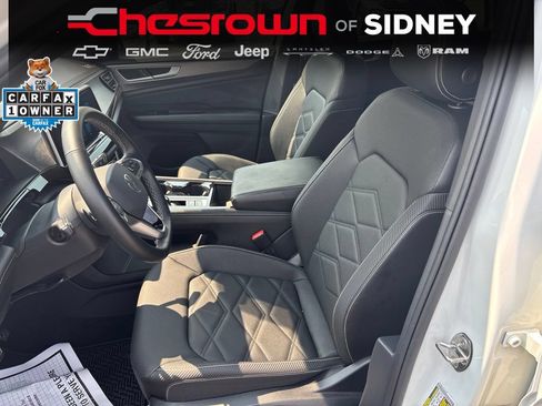 Used 2025 Volkswagen Atlas Cross Sport SE AWD/4WD image 27