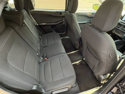 Used 2023 Ford Escape Active AWD/4WD image 36