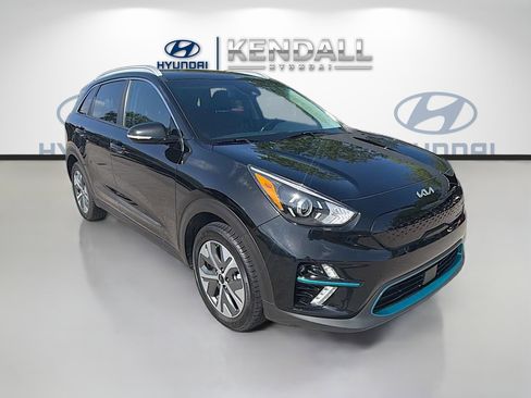 Used 2022 Kia Niro EX FWD image 1