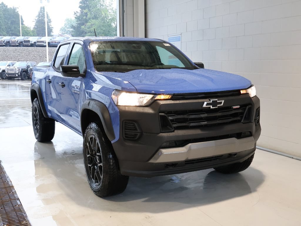New 2026 Chevrolet Colorado Trail Boss AWD/4WD image 2