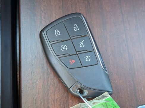 Used 2023 GMC Yukon XL Denali Ultimate image 30