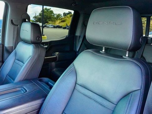 Used 2019 GMC Sierra 1500 Denali w/ Technology Package RWD image 18