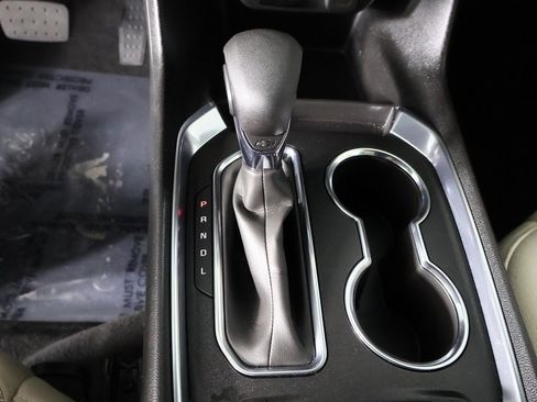 Used 2023 Chevrolet Traverse LS image 44