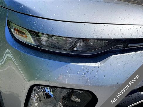 Used 2020 Kia Soul S FWD image 26