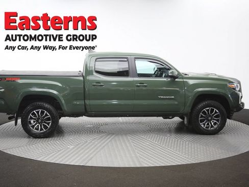 Used 2022 Toyota Tacoma TRD Sport AWD/4WD image 43