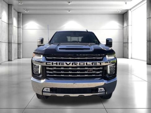 Used 2021 Chevrolet Silverado 2500 LTZ w/ LTZ Convenience Package AWD/4WD image 3