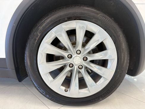 Used 2019 Tesla Model X AWD/4WD image 44