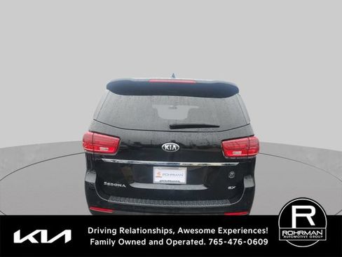 Used 2021 Kia Sedona EX FWD image 6