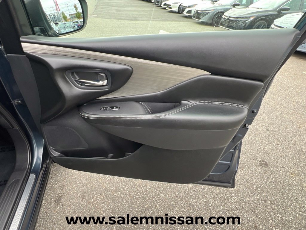 Used 2018 Nissan Murano S AWD/4WD image 25
