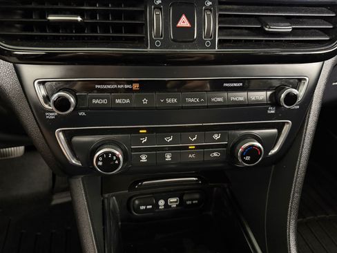 Used 2020 Kia Optima LX FWD image 22