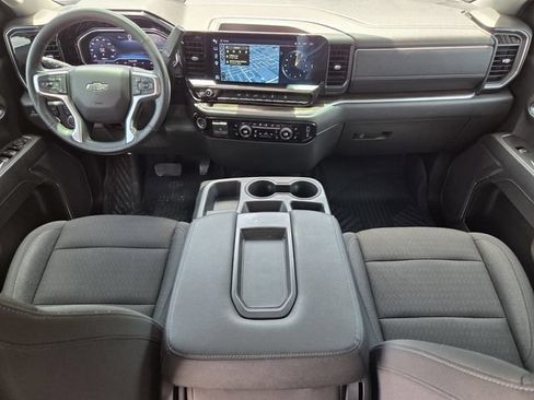 Used 2024 Chevrolet Silverado 1500 RST AWD/4WD image 20
