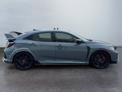 Used 2019 Honda Civic Type R image 4
