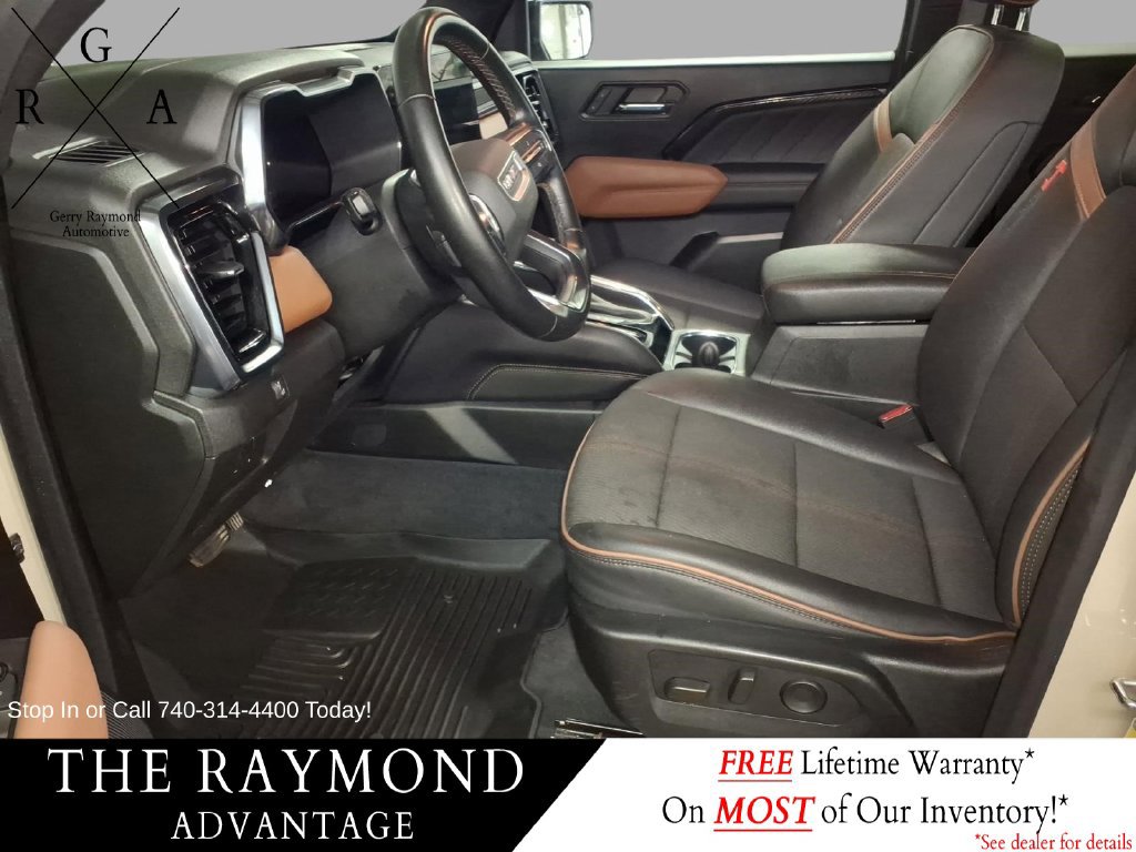 Used 2024 GMC Canyon AT4 w/ Technology Package AWD/4WD image 16