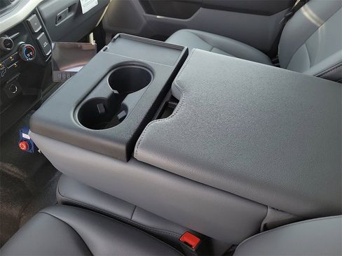 New 2025 Ford F550 XL image 25